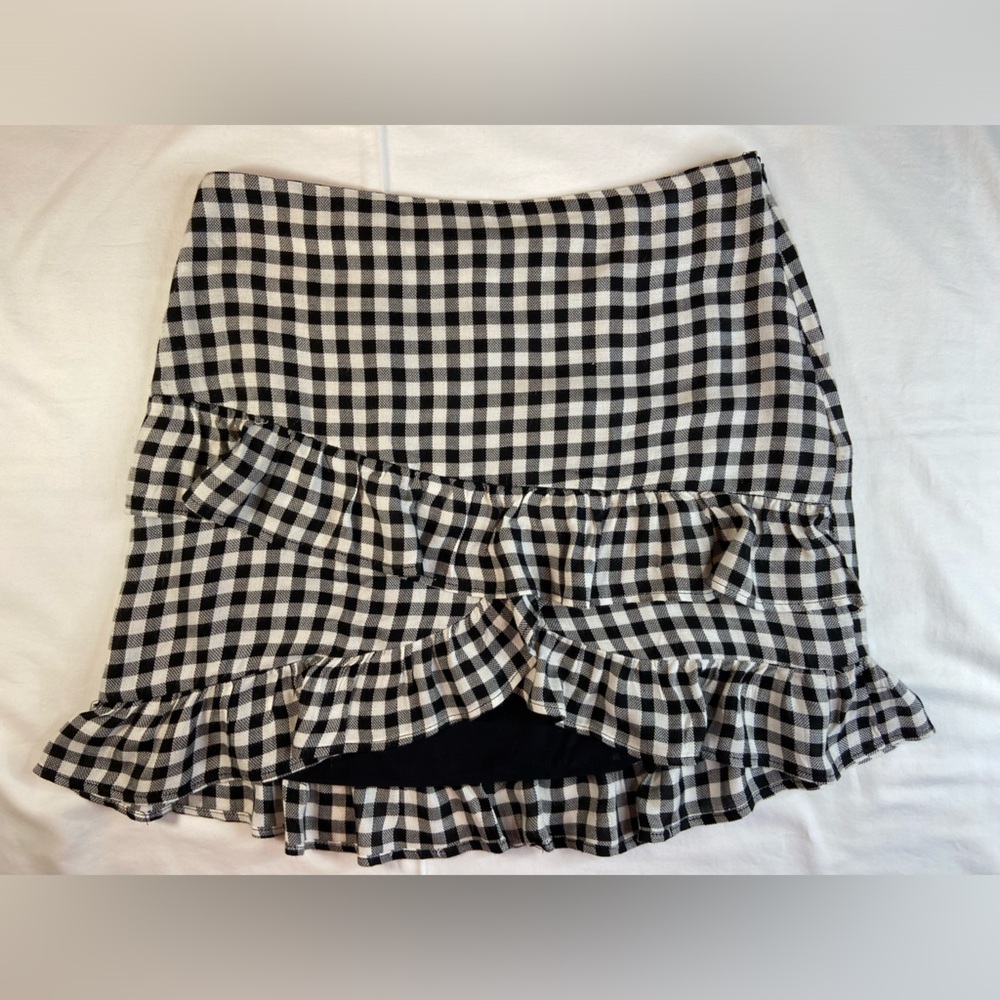 Lost + Wander Gingham Check skirt asymmetrical‎ ruffled hem Lined size L
